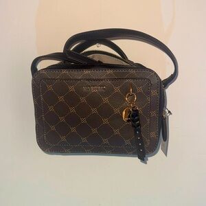 Nine West dark brown Chelsea mini